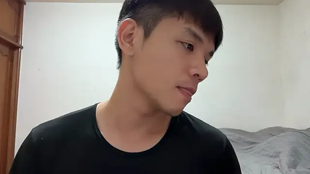 Foxfoxfox4 online show from February 19, 2026, 3:19 pm