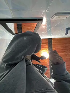 LiaCollings online show from February 18, 2026, 11:17 am