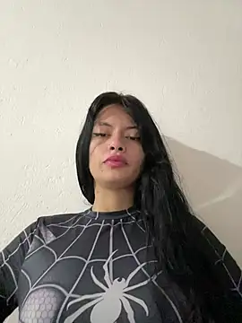 LiaCollings online show from July 1, 2026, 11:12 am