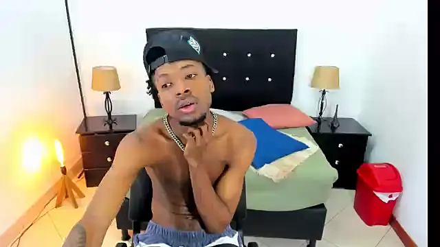 Snapshot of maikol_monstercock chatting on October 15, 2025, 3:50 am maikol monstercock online show from October 15, 2025, 3:50 am