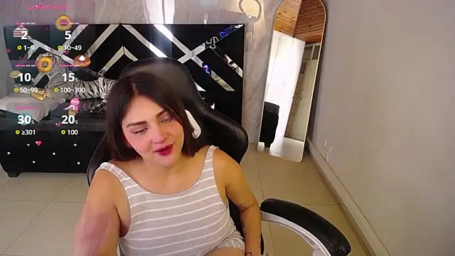 emily cooper t online show from February 9, 2026, 8:13 pm