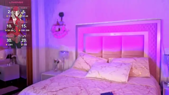 AlanaOdison online show from October 9, 2025, 8:40 pm