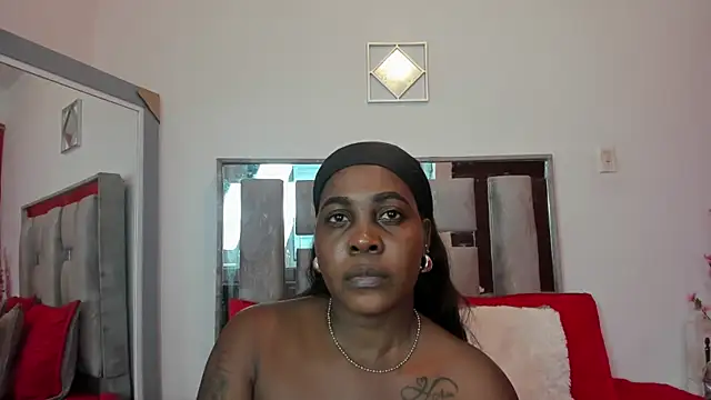 Emilly roaa online show from April 16, 2026, 7:03 pm