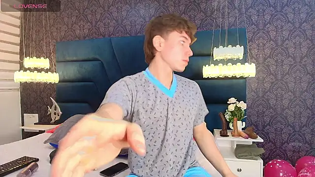 TaylerWhite online show from January 18, 2026, 12:31 pm