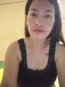 wildxxxGia online show from September 18, 2025, 7:38 pm