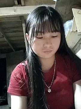 Sunyinn online show from October 8, 2025, 10:51 pm