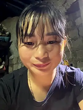 Sunyinn online show from November 12, 2025, 1:33 pm