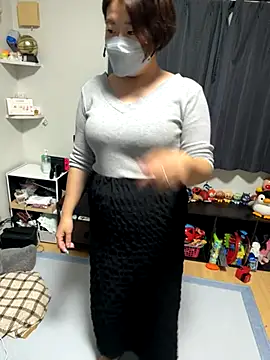 hima-wari0707 online show from October 23, 2025, 1:54 pm