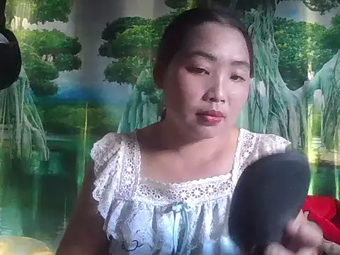 PhamPhung online show from October 9, 2025, 2:20 am