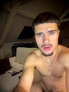 Snapshot of los_freaky chatting on October 13, 2025, 6:52 pm los freaky online show from October 13, 2025, 6:52 pm