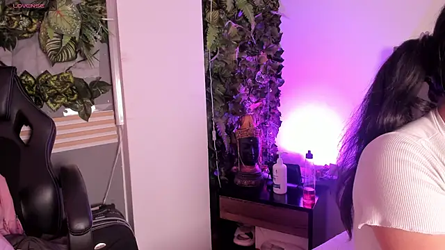 Snapshot of vela-kimm chatting on February 12, 2026, 8:37 pm vela-kimm online show from February 12, 2026, 8:37 pm