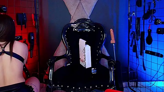 Snapshot of Mr_Kate_bdsm chatting on October 16, 2025, 8:43 pm Mr Kate bdsm online show from October 16, 2025, 8:43 pm