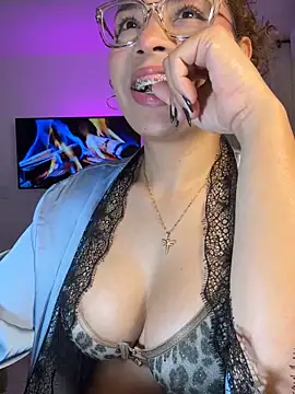 Snapshot of megansan_ chatting on October 10, 2025, 12:48 pm megansan  online show from October 10, 2025, 12:48 pm