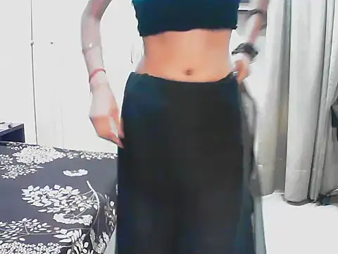 Snapshot of elize__ chatting on October 9, 2025, 2:31 am elize   online show from October 9, 2025, 2:31 am