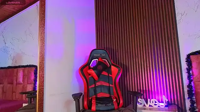 SpicyDemons online show from October 23, 2025, 3:50 am