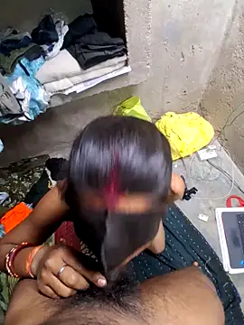 RAYI Queen 3 online show from April 6, 2026, 10:33 pm