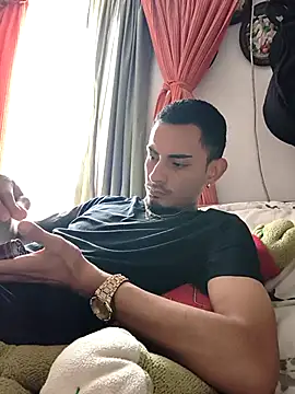 Exlifer online show from April 5, 2026, 4:26 pm