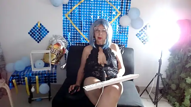 ruth blue21 online show from October 13, 2025, 10:32 pm