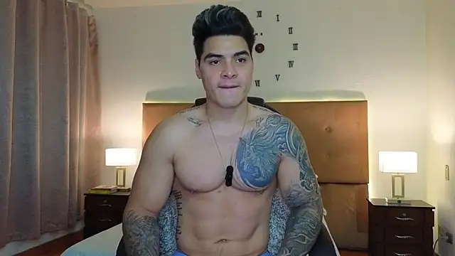 Snapshot of Steven_Velez chatting on June 11, 2026, 11:25 pm Steven Velez online show from June 11, 2026, 11:25 pm