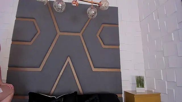 MeganHoffmaan online show from September 20, 2025, 11:33 am