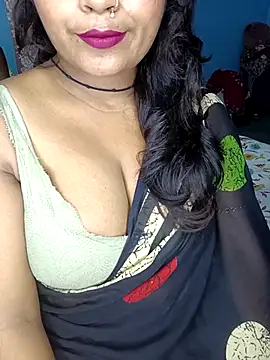 Snapshot of Naughty-Chaaya chatting on April 27, 2026, 5:44 pm Naughty-Chaaya online show from April 27, 2026, 5:44 pm