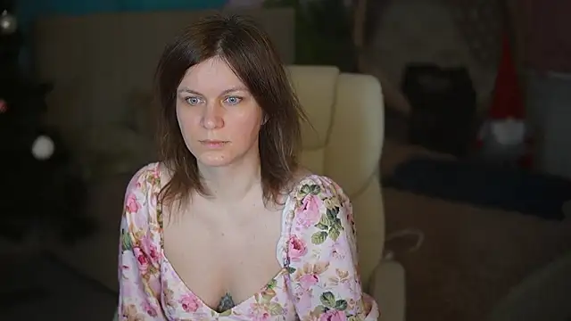 Snapshot of TinaMelt chatting on February 1, 2026, 7:01 pm TinaMelt online show from February 1, 2026, 7:01 pm