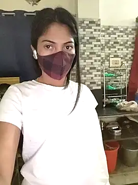 priya 26 online show from November 15, 2025, 7:05 am