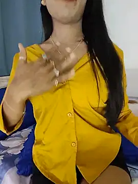 Snapshot of priya_26 chatting on July 16, 2026, 4:35 pm priya 26 online show from July 16, 2026, 4:35 pm