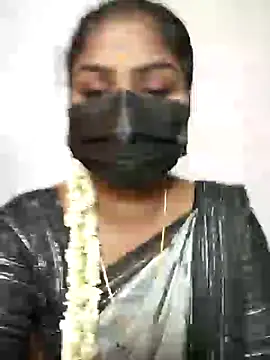 Snapshot of Tamil_Princess12 chatting on July 26, 2026, 5:42 pm Tamil Princess12 online show from July 26, 2026, 5:42 pm
