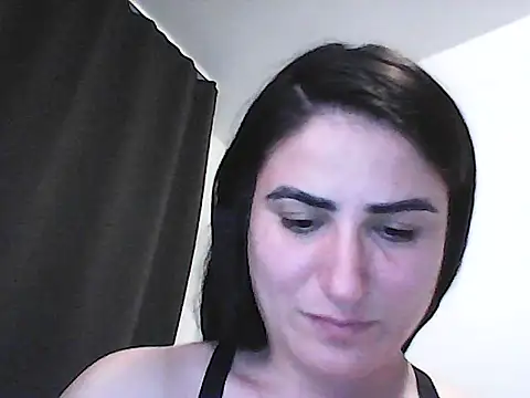 Snapshot of Loara32 chatting on July 30, 2026, 7:02 pm Loara32 online show from July 30, 2026, 7:02 pm
