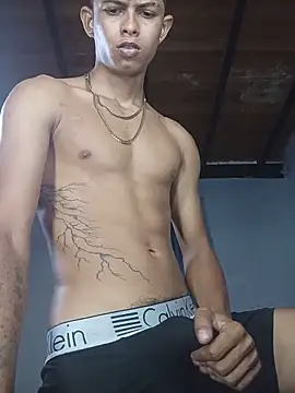 Snapshot of God_Eros_23cm chatting on June 20, 2026, 9:34 am God Eros 23cm online show from June 20, 2026, 9:34 am