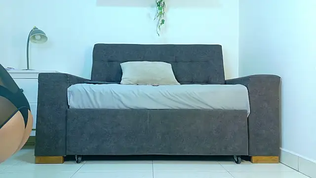 RiriiBrunette   online show from May 21, 2026, 7:43 pm