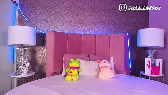 amber sparkle online show from March 19, 2026, 12:42 pm