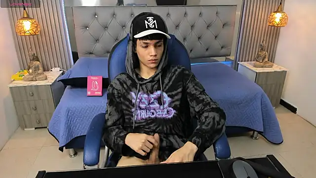 Snapshot of SamBlack_ chatting on February 21, 2026, 2:07 pm SamBlack online show from February 21, 2026, 2:07 pm