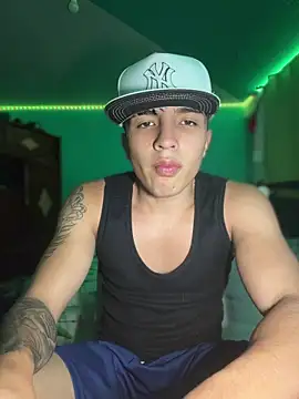 Snapshot of pabonsito chatting on June 2, 2026, 2:57 am pabonsito online show from June 2, 2026, 2:57 am