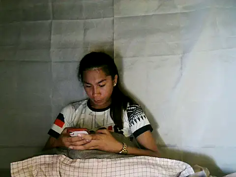 Asian PrettyAle online show from December 2, 2025, 3:29 pm