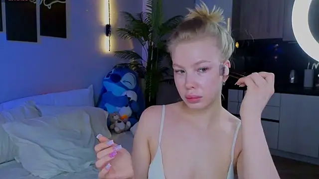 Snapshot of emilyshepar_d chatting on May 8, 2026, 2:28 am emilyshepar d online show from May 8, 2026, 2:28 am