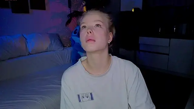 Snapshot of emilyshepar_d chatting on May 14, 2026, 1:23 am emilyshepar d online show from May 14, 2026, 1:23 am