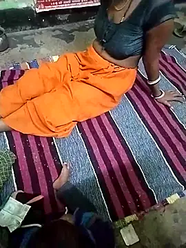 RAYI Queen 4 online show from October 30, 2025, 3:46 pm