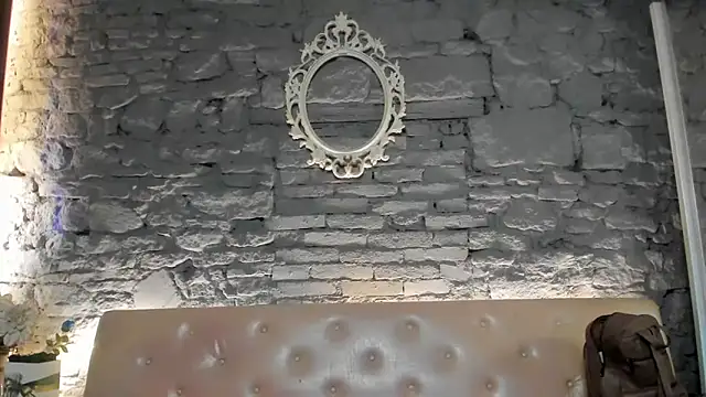 shygurl18 online show from February 2, 2026, 6:01 am