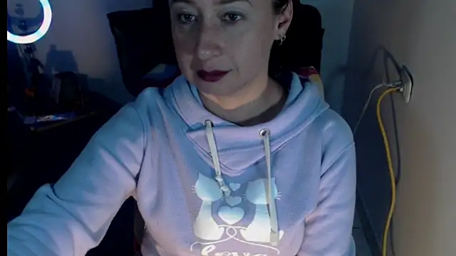 Snapshot of Milf_Valeria chatting on October 16, 2025, 3:02 pm Milf Valeria online show from October 16, 2025, 3:02 pm