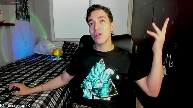 Snapshot of Noxx_starkK chatting on February 21, 2026, 7:26 pm Noxx starkK online show from February 21, 2026, 7:26 pm