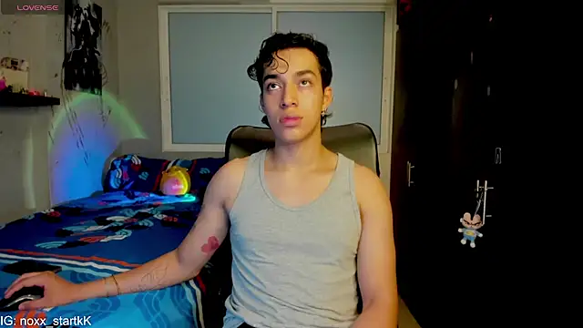 Snapshot of Noxx_starkK chatting on March 14, 2026, 2:39 am Noxx starkK online show from March 14, 2026, 2:39 am