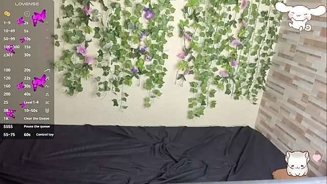 Snapshot of Amy_Moonlight chatting on June 8, 2026, 9:15 pm Amy Moonlight online show from June 8, 2026, 9:15 pm
