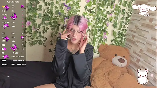 Snapshot of Amy_Moonlight chatting on June 27, 2026, 12:26 am Amy Moonlight online show from June 27, 2026, 12:26 am