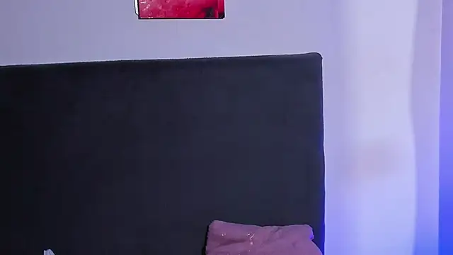 saramikaelson online show from March 7, 2026, 11:46 pm