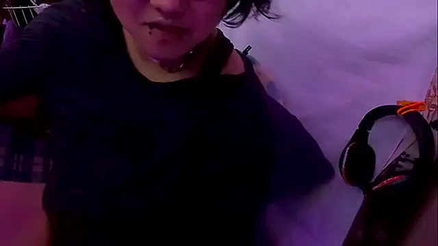 Ftm Bunny online show from December 22, 2025, 10:45 am