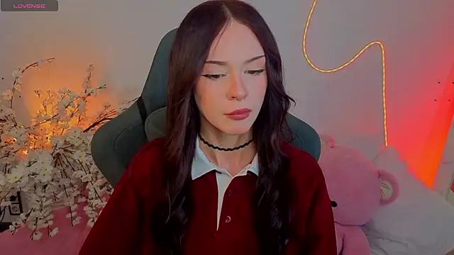 Adetta online show from March 25, 2026, 2:39 am