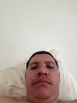 michael877675 online show from September 25, 2025, 2:21 pm