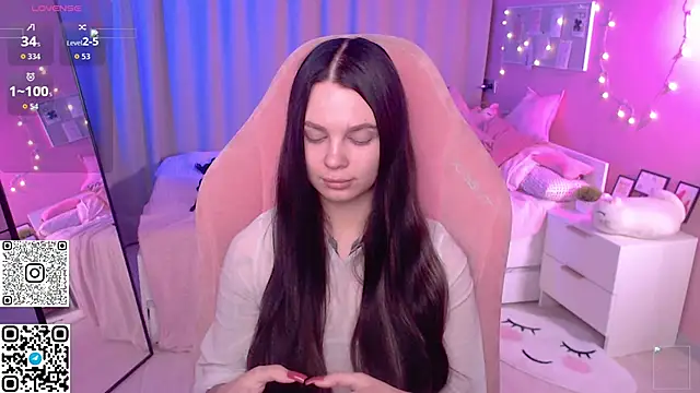 Snapshot of Michela_Fruet chatting on May 9, 2026, 1:11 am Michela Fruet online show from May 9, 2026, 1:11 am
